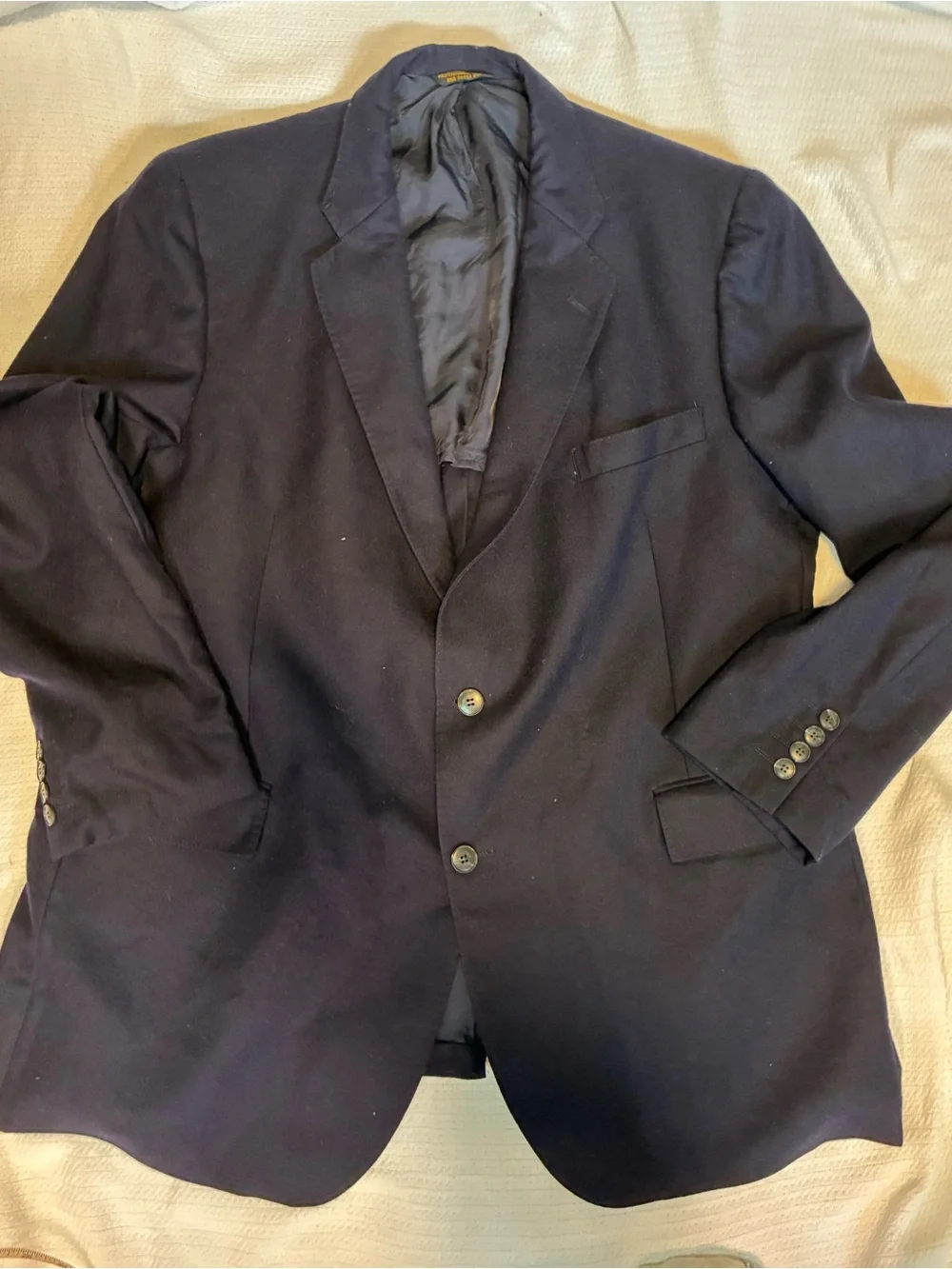 VTG Strathmore by Anderson~Little, Navy blazer classic tailored design. 100%wool